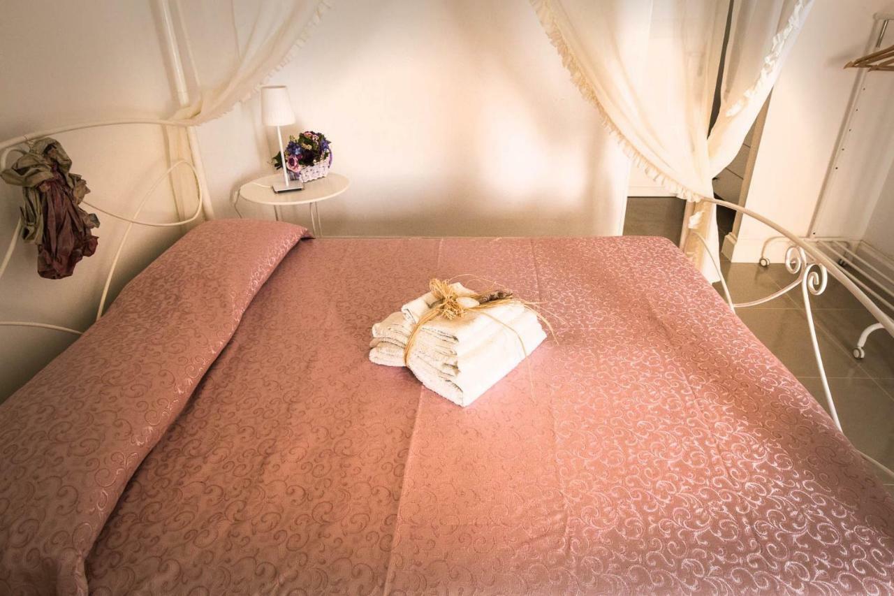 Il Borgo Bed & Breakfast Poggiardo Exterior photo